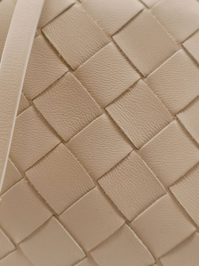 Bottega Veneta Concert Pouch Leather Crossbody Bag With Intrecciato Motif