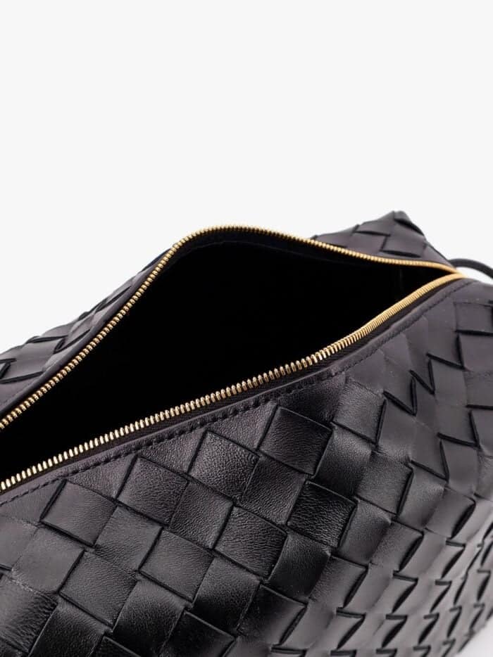 BOTTEGA VENETA LOOP CAMERA BAG