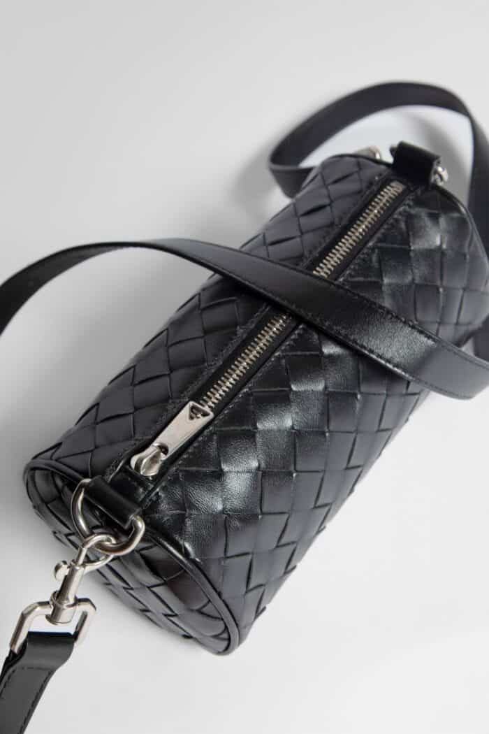 BOTTEGA VENETA Mini Classic Avenue Shoulder Bag In Intrecciato Leather