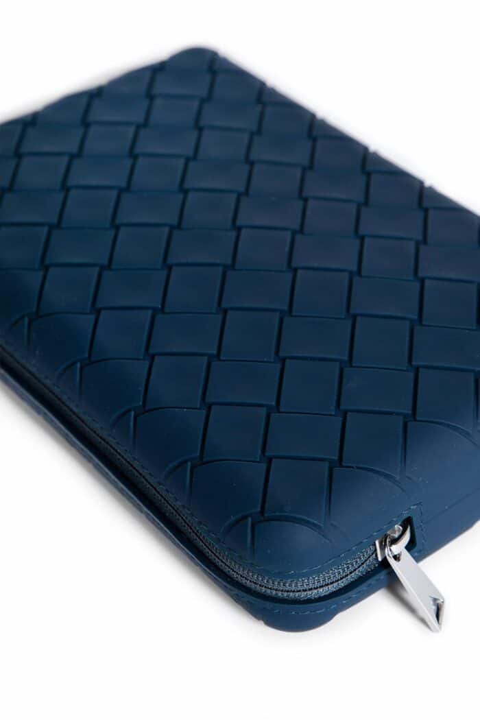 BOTTEGA VENETA Silicone Intrecciato Case