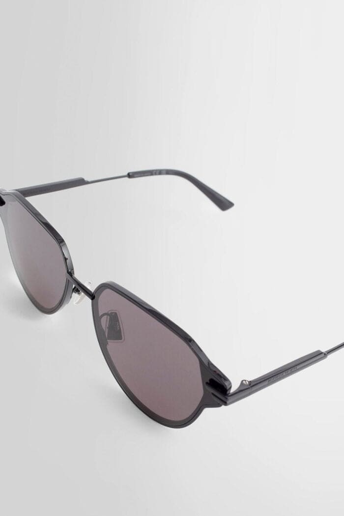 BOTTEGA VENETA Sunglasses