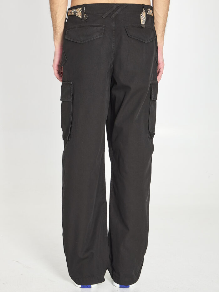 Burberry Cargo pants in cotton