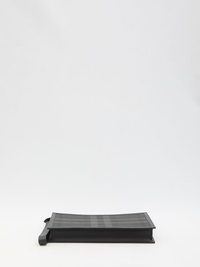 Burberry Check pouch