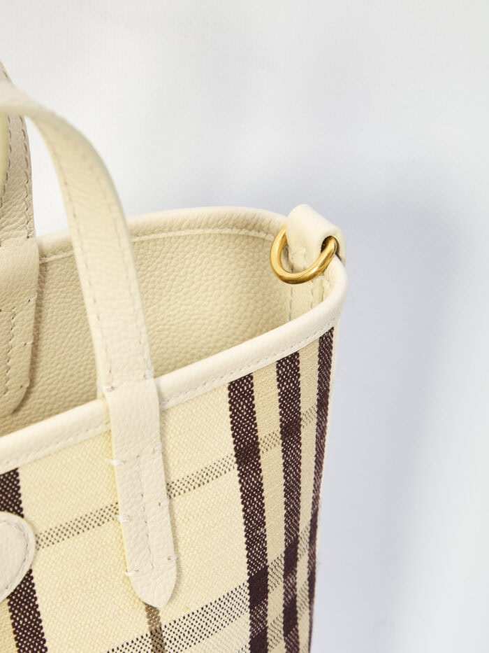 Burberry Mini reversible Bloomsbury Tote bag