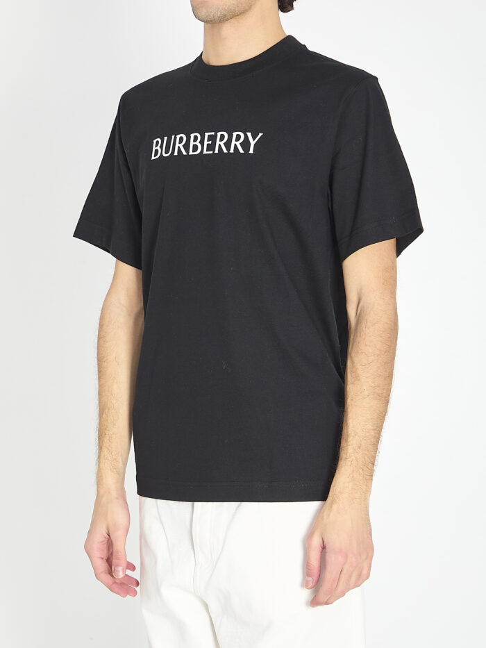 Burberry T-shirt in cotton with logo