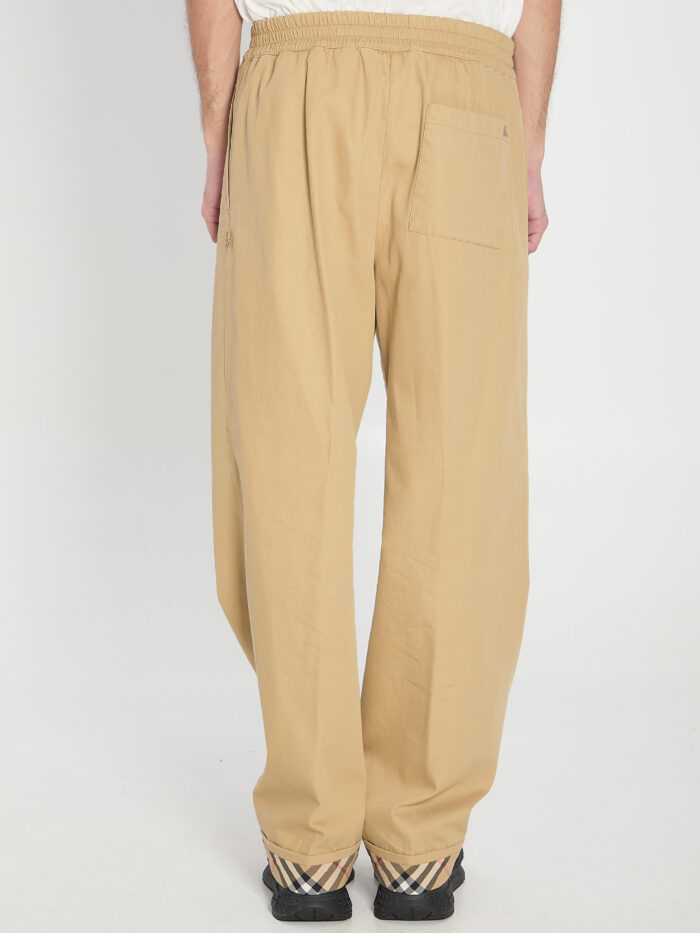 Burberry Trousers with elastic band