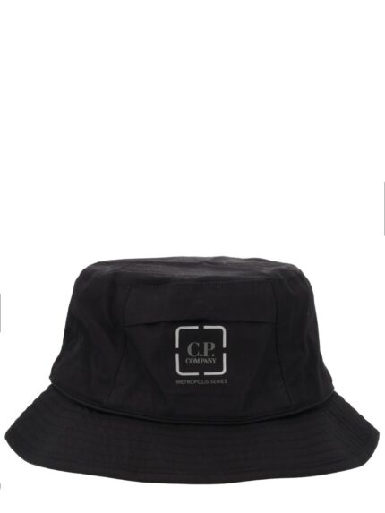 C.P. COMPANY BUCKET HAT WITH LOGO