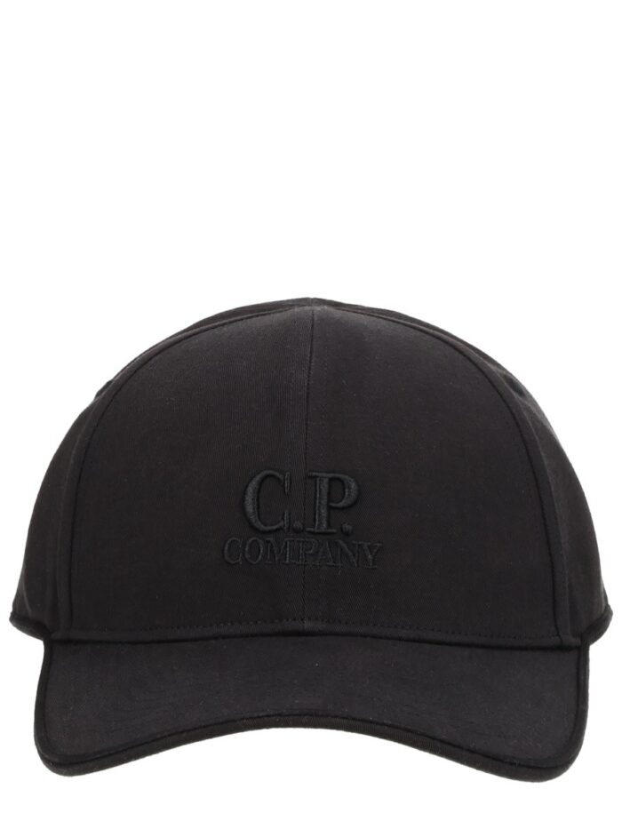C.P. COMPANY CAPPELLO IN GABARDINE DI COTONE