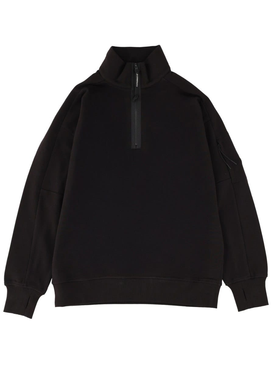 C.P. COMPANY ZIP SWEATSHIRT.