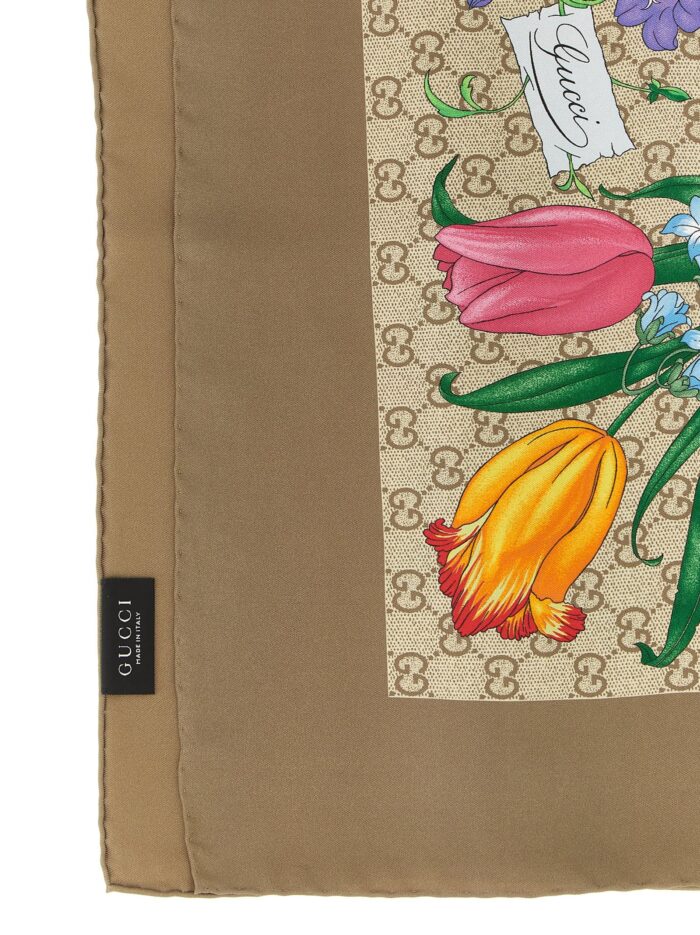 Carré GG And 'Gucci Flora'