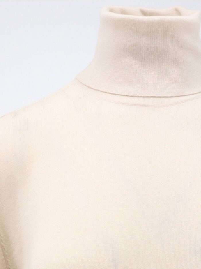 LORO PIANA Cashmere Piuma Turtleneck