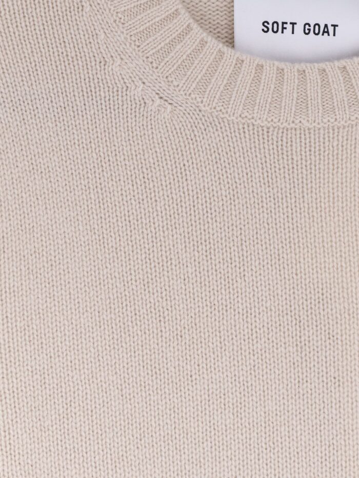 SOFT GOAT Cashmere Sweater