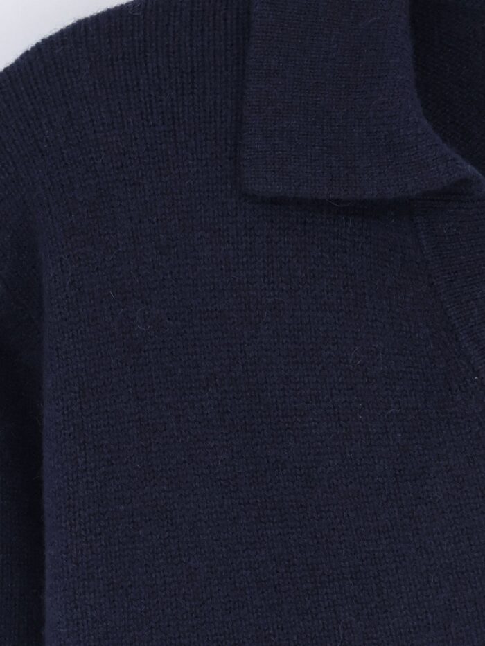 SOFT GOAT Cashmere Sweater