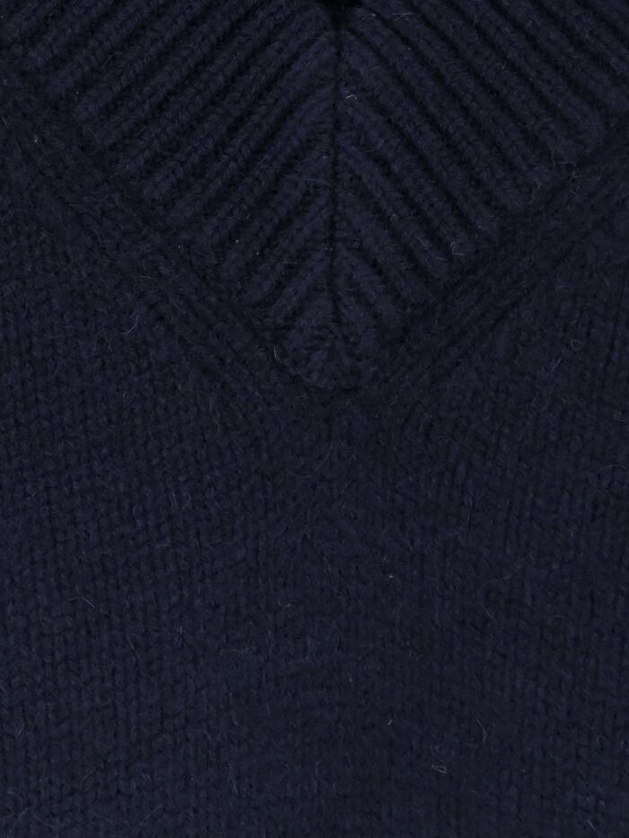 SOFT GOAT Cashmere Sweater