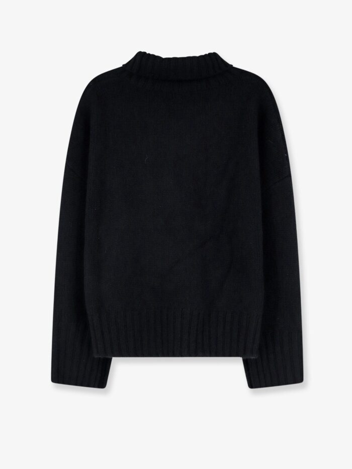 SOFT GOAT Cashmere Turtleneck
