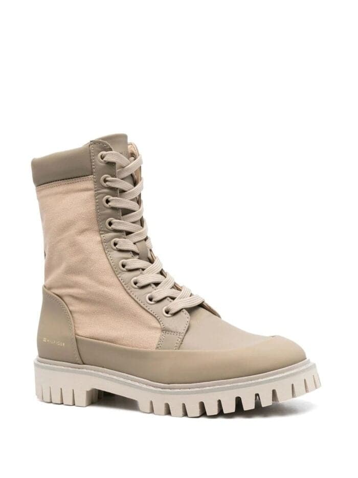 CASUAL LACE UP BOOT