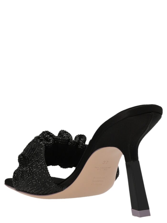 SEBASTIAN 'Cher' Mules