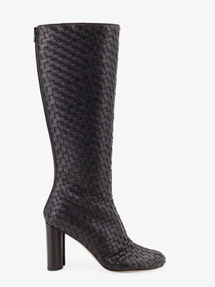Bottega Veneta Cherry Boots With Braided Pattern