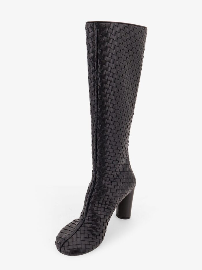 Bottega Veneta Cherry Boots With Braided Pattern
