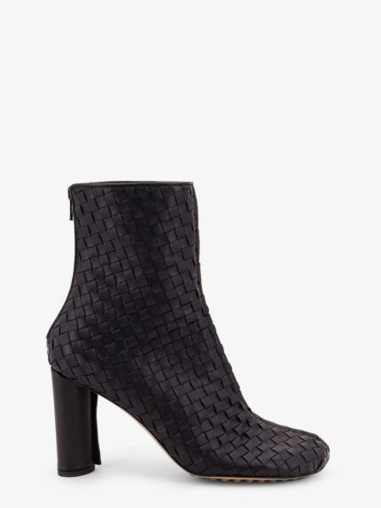 Bottega Veneta Cherry Leather Ankle Boots With Woven Pattern