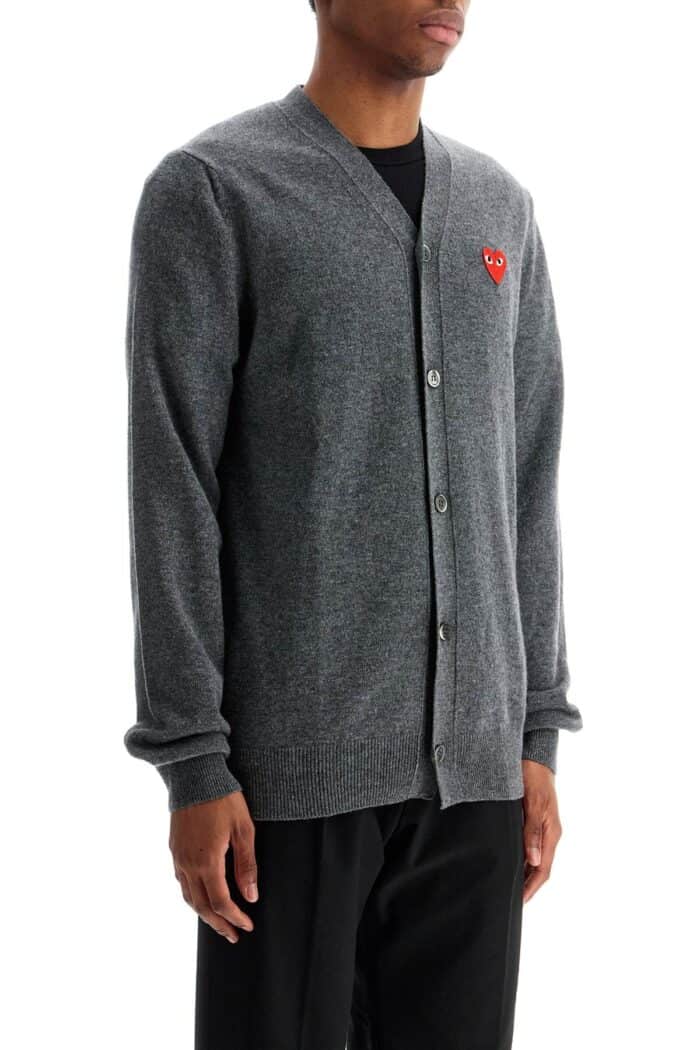 COMME DES GARCONS PLAY Cardigan Unisex In Lana Grigio Con Logo Cuore