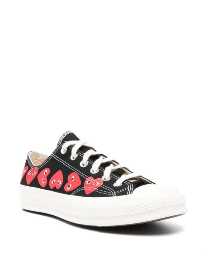 COMME DES GARCONS PLAY CONVERSE "CHUCK 70 MULTI HEARTS" SNEAKER