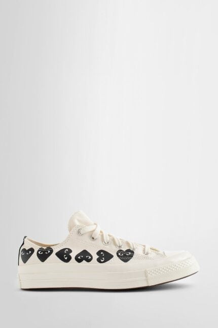 COMME DES GARCONS PLAY Converse Collaboration Chuck 70 Low Sneakers