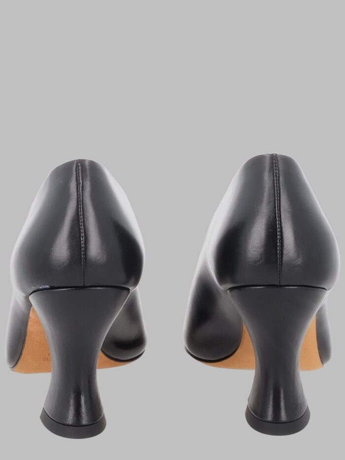 KHAITE Décolleté "Colleen Pump"