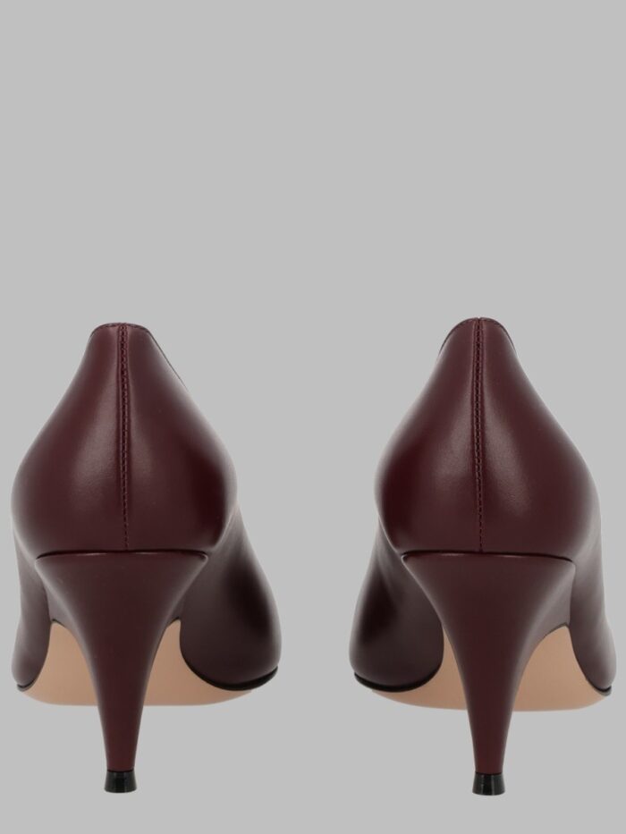 GIANVITO ROSSI Décolleté "Sofia Pump"