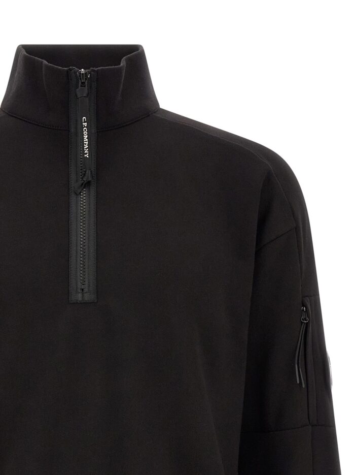 C.P. COMPANY 'Diagonal Raised Fleece ' Sweatshirt And Lens Detail