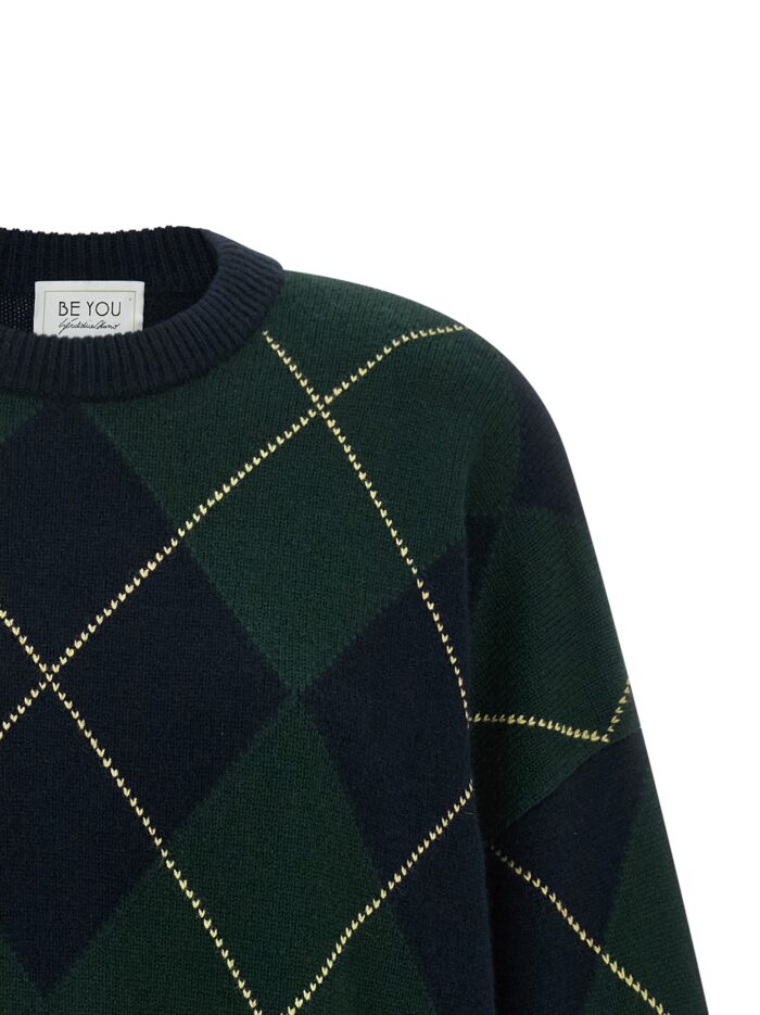 BE YOU Diamond-shaped Crew Neck Sweater
