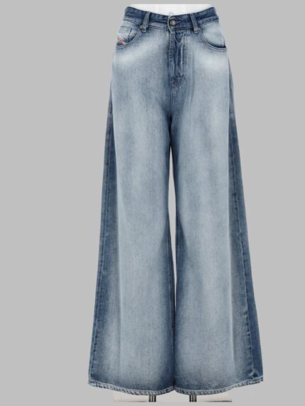 Diesel JEANS "1996 D-SIRE" RELAXED