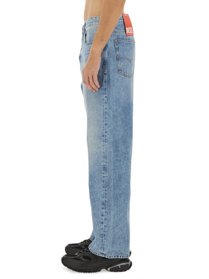 Diesel JEANS "2001 D-MACRO"