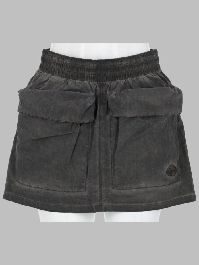 diesel minigonna in nylon con maxi tasche Diesel MINIGONNA IN NYLON CON MAXI TASCHE