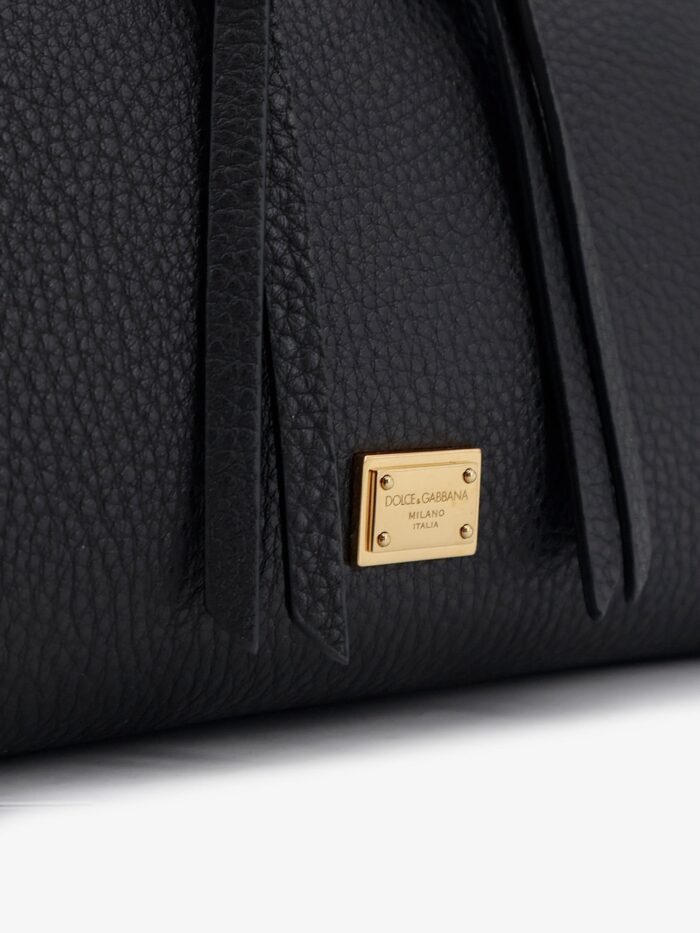 Dolce & Gabbana Vittoria Leather Handbag