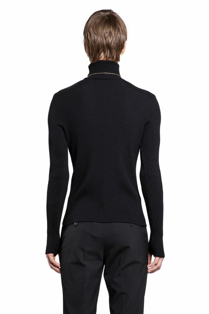 ERNEST W. BAKER Ribbed Turtleneck Sweater