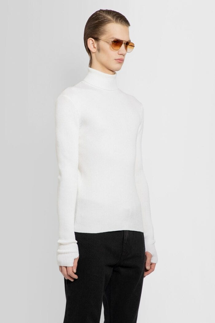 ERNEST W. BAKER Ribbed Turtleneck Sweater