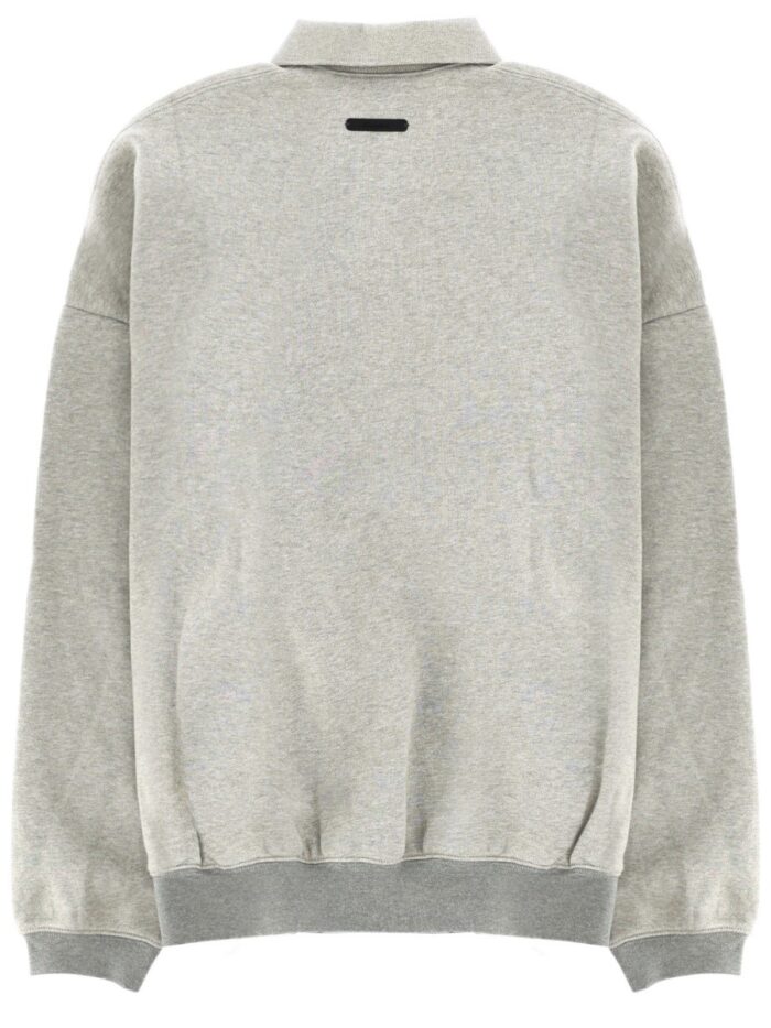 FEAR OF GOD ESSENTIALS FELPA "SIGNATURE 90'S" CON COLLETTO POLO