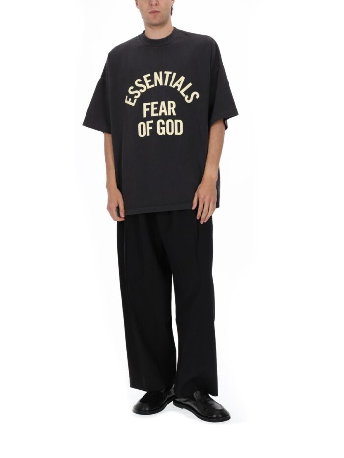FEAR OF GOD ESSENTIALS T-SHIRT "CAMPUS 90'S"