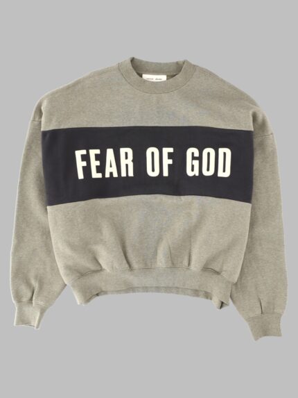 FEAR OF GOD ESSENTIALS Felpa Cropped Con Stampa