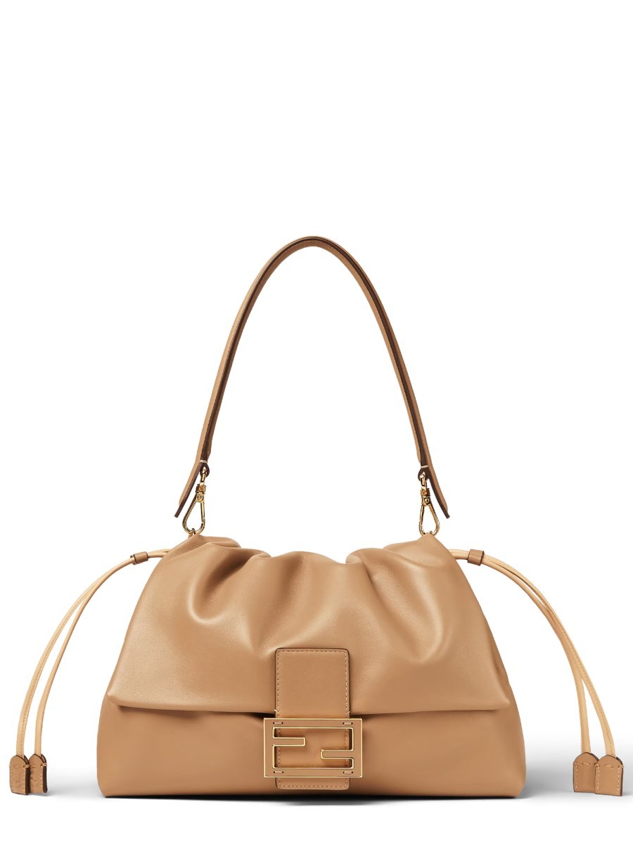Fendi BAGUETTE MOM LARGE