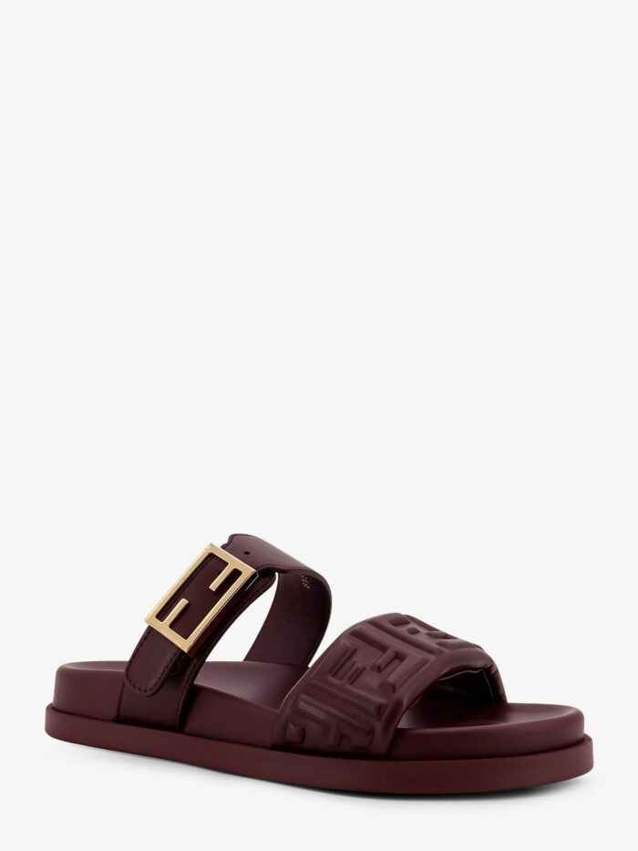 Fendi Feel Low Leather Sandals
