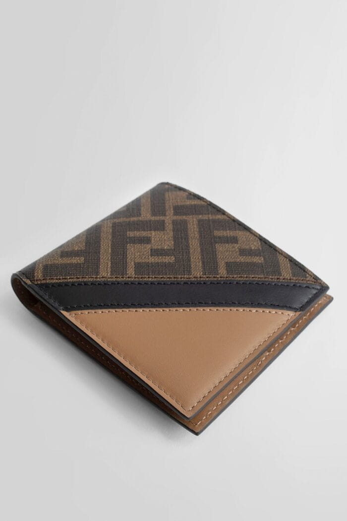 FENDI Logo Bifold Wallet