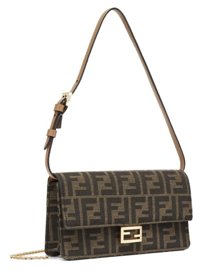 Fendi PORTAFOGLIO "BAGUETTE"