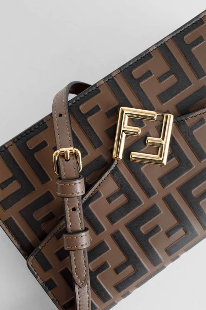 FENDI Shoulder Bags