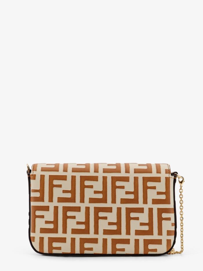 Fendi Wallet On Chain FF Diamonds Leather Shoulder Bag