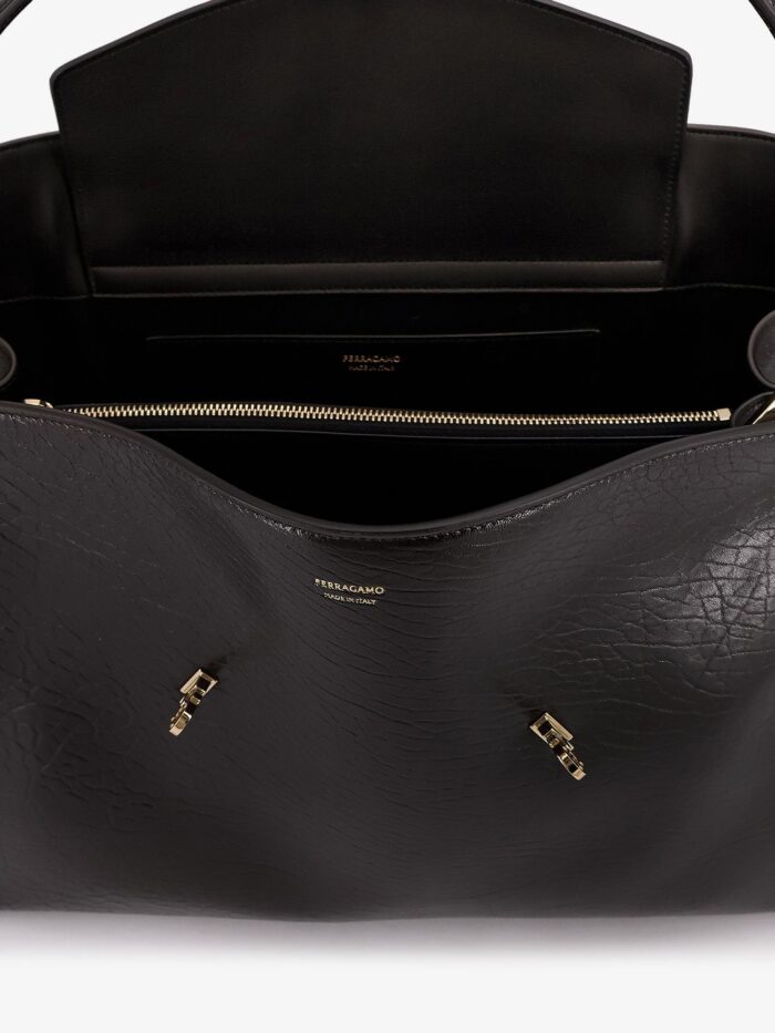 Ferragamo Hug Leather Shoulder Bag With Logo On The Front