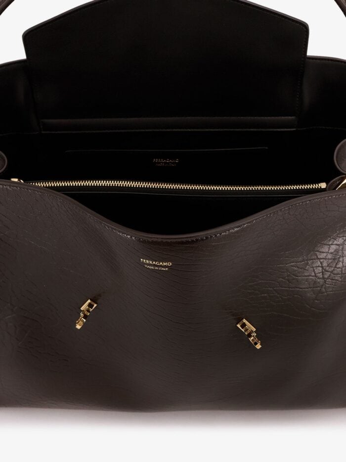 Ferragamo Hug Leather Shoulder Bag With Logo On The Front