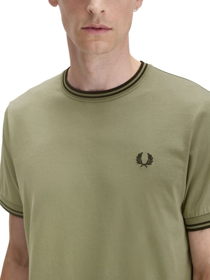 FRED PERRY DOUBLE STRIPE T-SHIRT