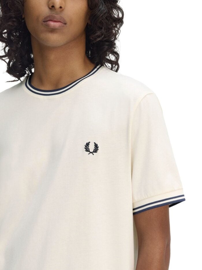 FRED PERRY DOUBLE STRIPE T-SHIRT